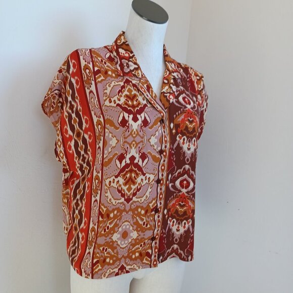 Cupcakes & Cashmere Top Ikat Aztec Print Short Sleeve Camp Shirt Womens Medium - Picture 13 of 15